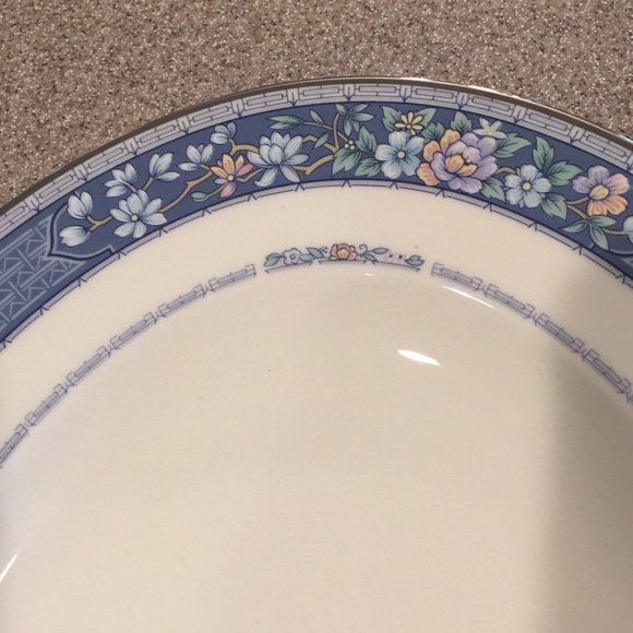 Oval Serving Platter - Randolph by Noritake - Picture 4 of 10